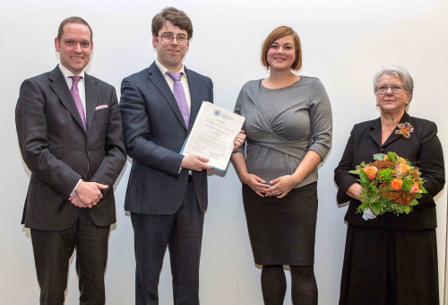 © UHH/RRZ/MCC/Mentz | v.l.n.r.: Dir Wehmhöner, Anton Guhl, Katharina Fegebank und Elke Weber-Braun